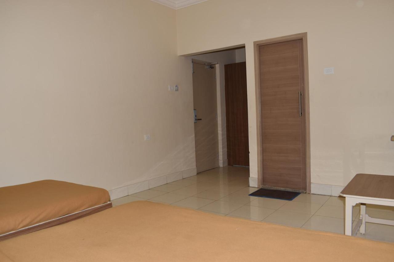 פאלני Hotel Vps Grand מראה חיצוני תמונה