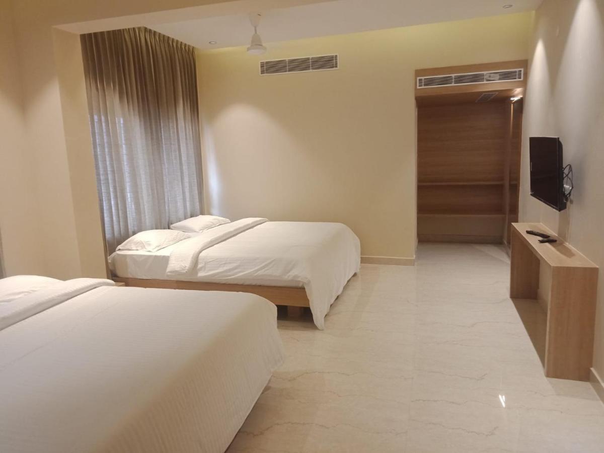פאלני Hotel Vps Grand מראה חיצוני תמונה