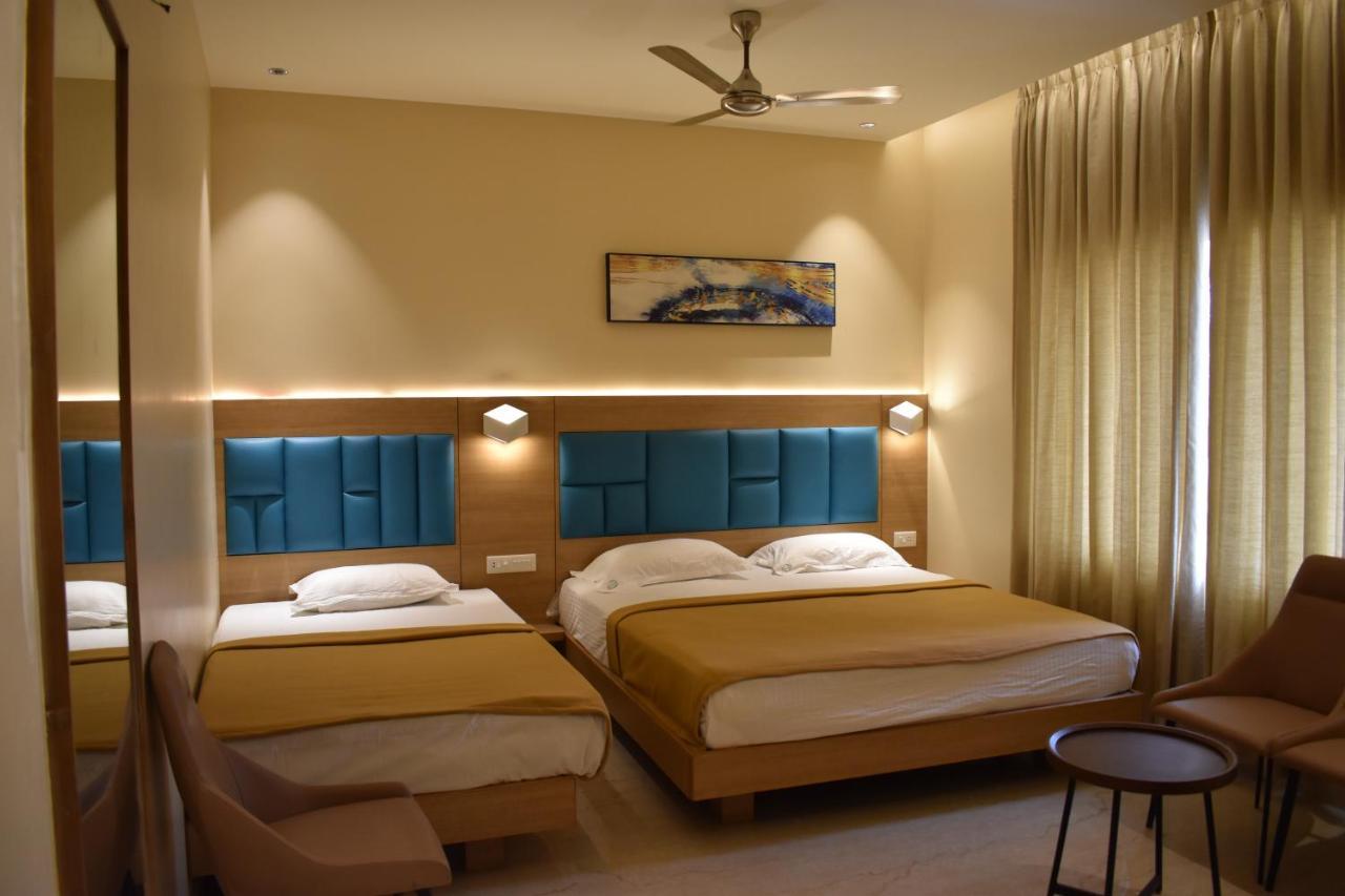 פאלני Hotel Vps Grand מראה חיצוני תמונה